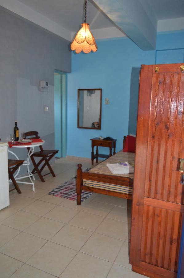 Hotel "Stelios & Galini" à Symi Extérieur photo