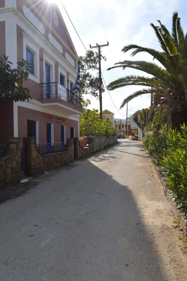 Hotel "Stelios & Galini" à Symi Extérieur photo